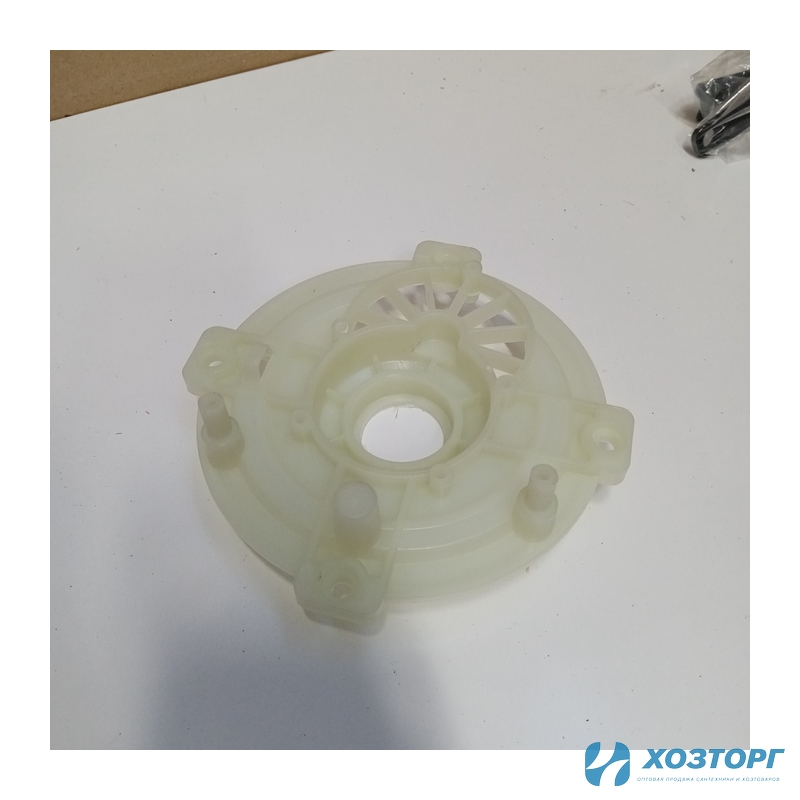 Нижняя крышка редуктора  газонокосилки  GRASSMAN BL-437